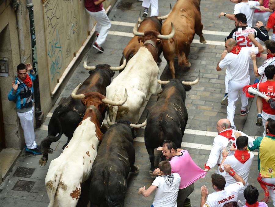 Los Nuñez del Cuvillo dejan dos heridos por asta de toro y seis contusionados.