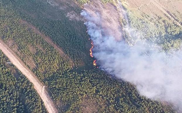 Imagen aérea del incendio de Rabanal del Camino.