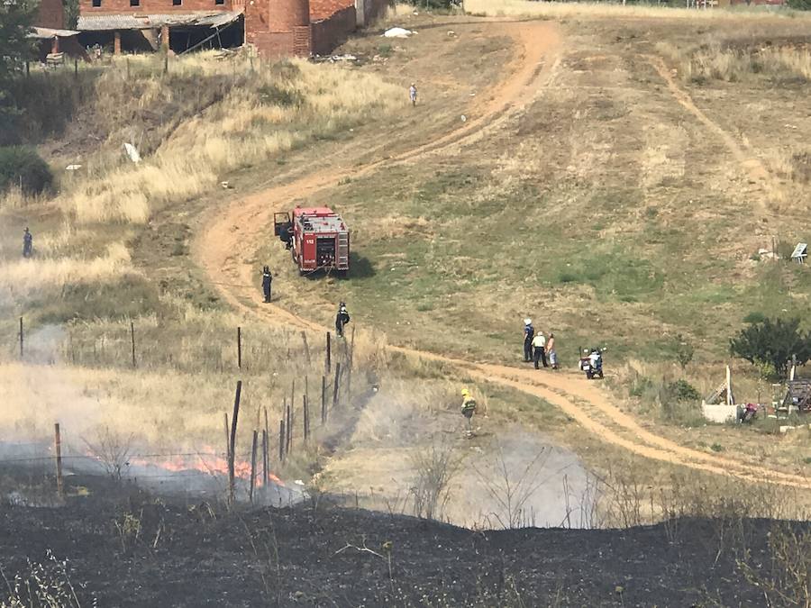 Imágenes del Incendio que amenazó el norte de León I