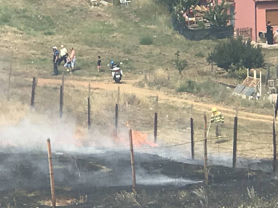 Imágenes del Incendio que amenazó el norte de León I