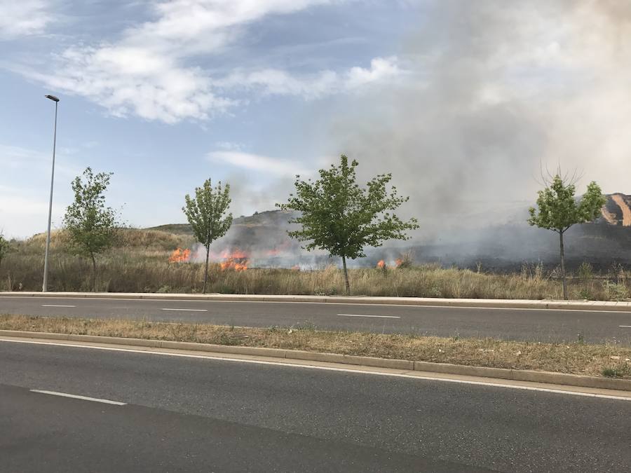 Imágenes del Incendio que amenazó el norte de León I