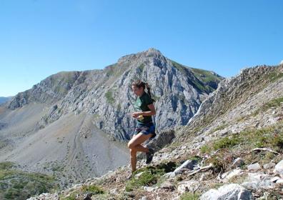 Imagen secundaria 1 - La tercera edición de Las Verdes Trail, una carrera rápida con una victoria muy disputada