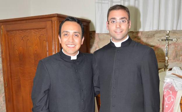 Los futuros sacerdotes. 