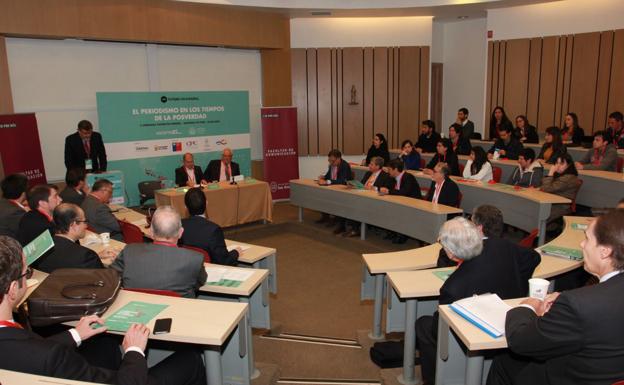 Asistentes a la primera jornada de Futuro en Español celebrada en la Universidad de Los Andes de Santiago de Chile.