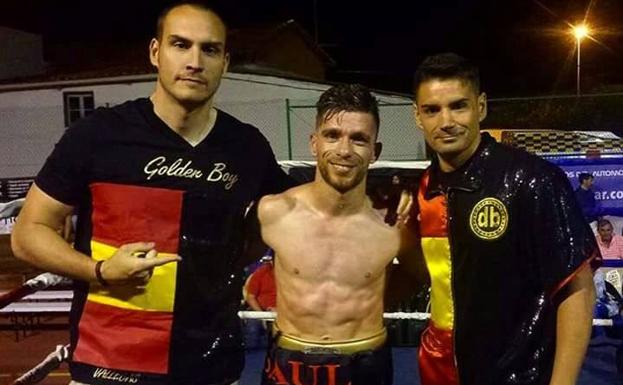 Imagen principal - Éxito en la velada de boxeo celebrada en Cembranos con el fin recaudar fondos para la recuperación de Saúl Tejada