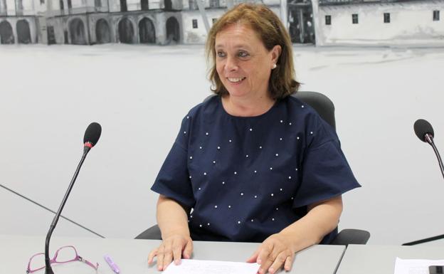 Aurora Baza, durante la rueda de prensa.