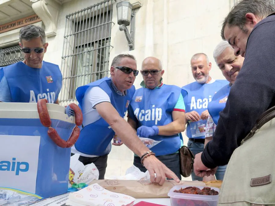 Chorizos críticos contra una situación mejorable