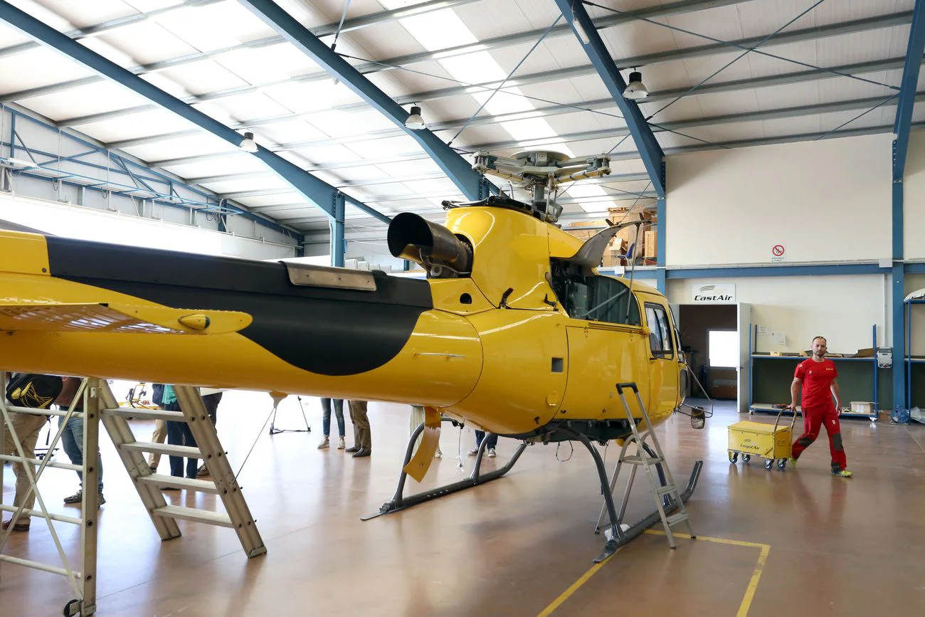 El Grupo de Rescate y Salvamento ha realizado más de 30 intervenciones en lo que va de año | Su principal 'arma', un helicóptero AS-350 B3 PLUS diseñado para operaciones en montaña