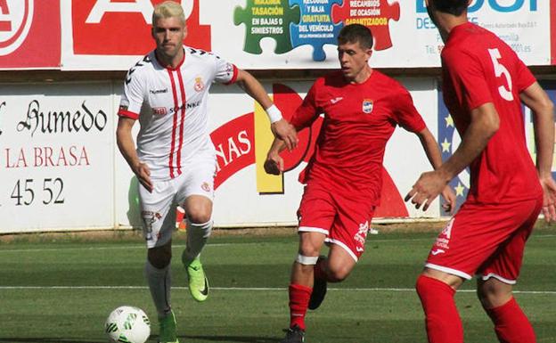 Iván González, en el partido ante el Lorca de la pasada temporada.