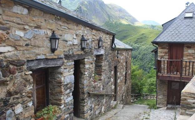 Peñalba de Santiago, una de las joyas de la Tebaida.