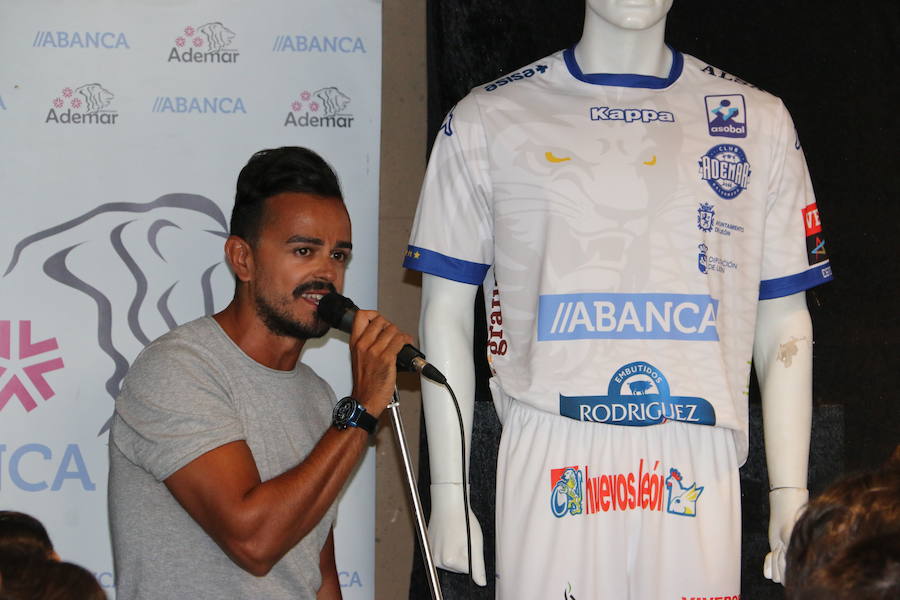 Las equipaciones de los maristas