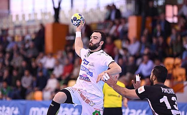 El Ademar en un partido de pretemporada.