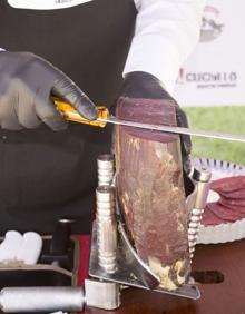 Imagen secundaria 2 - Prieto Picudo y cecina, el maridaje perfecto para celebrar unas bodas de plata