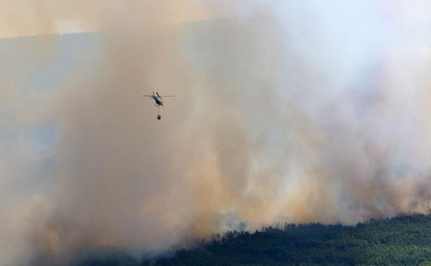 Imagen del incendio de Encinedo.