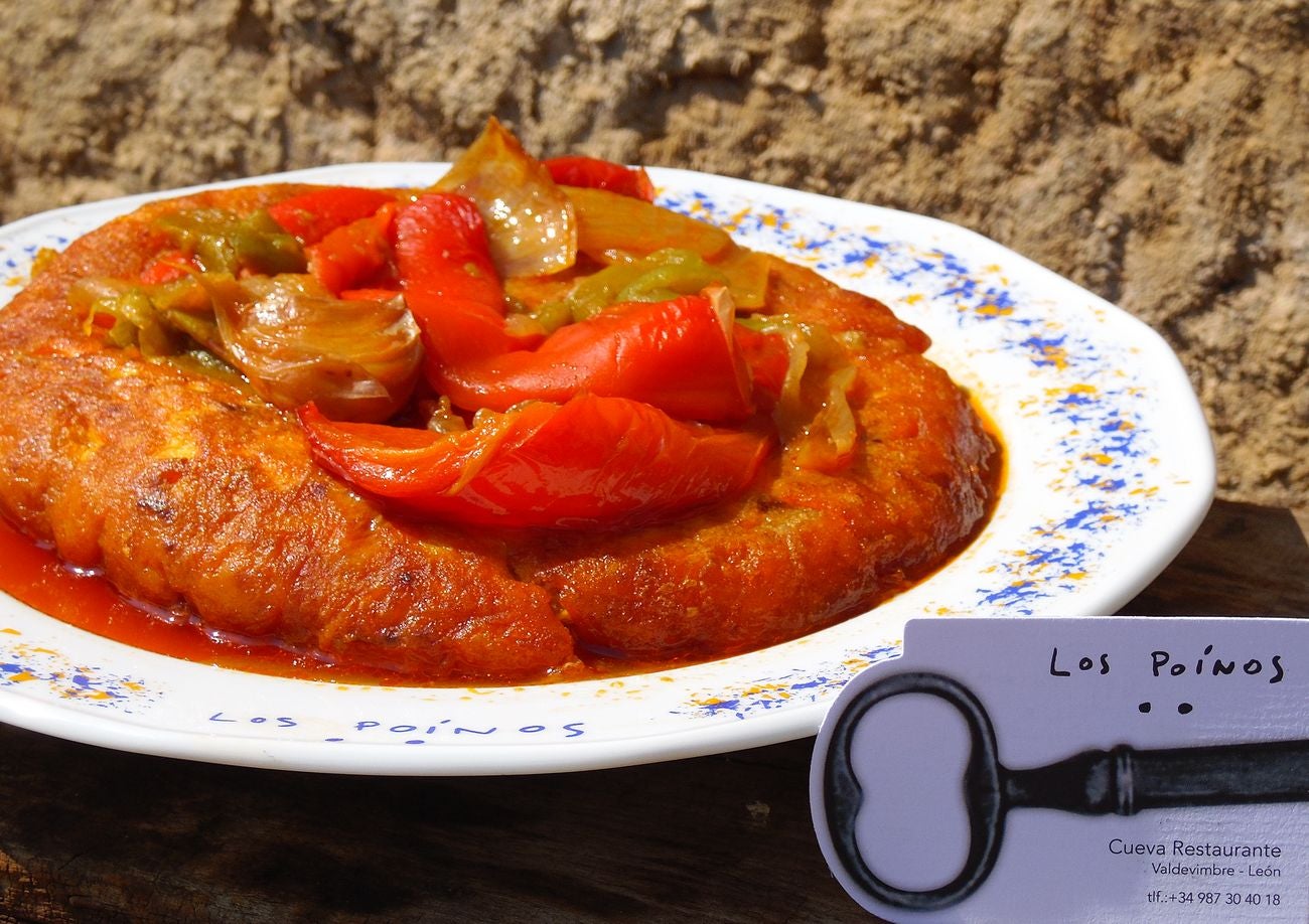 Cocina tradicional con productos típicos de la zona sin dejar de la lado la innovación con especialidades de lo más originales