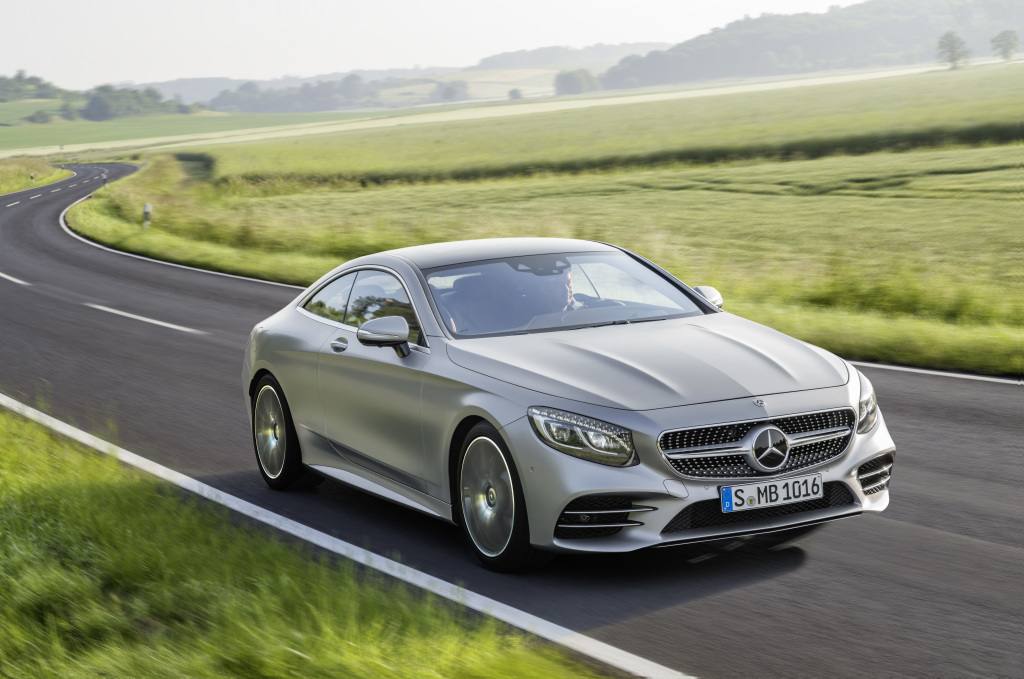 Mercedes presentará en el Salón de Fráncfort las versiones Coupé y Cabrio de la nueva Clase S, el tope de gama. Destaca el AMG S 65 con 630 caballos de potencia.