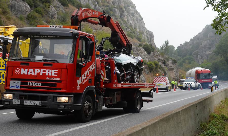 Accidente entre un camión y un turismo en Burgos