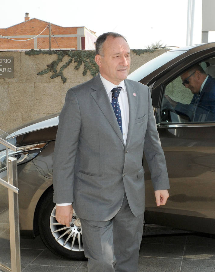 El rector de la Universidad de Valladolid, Daniel Miguel.