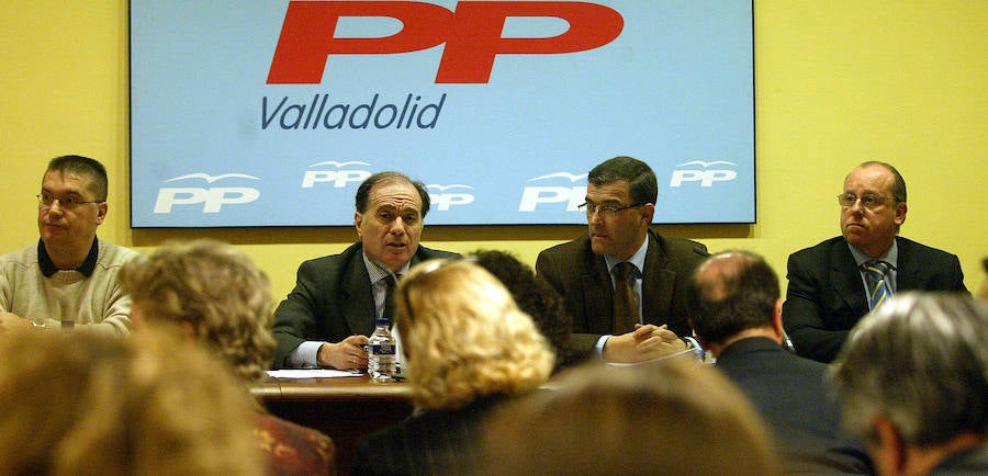 La clase política, empresarial y social de la Comunidad lamenta el repentino fallecimiento del exconsejero de Economía