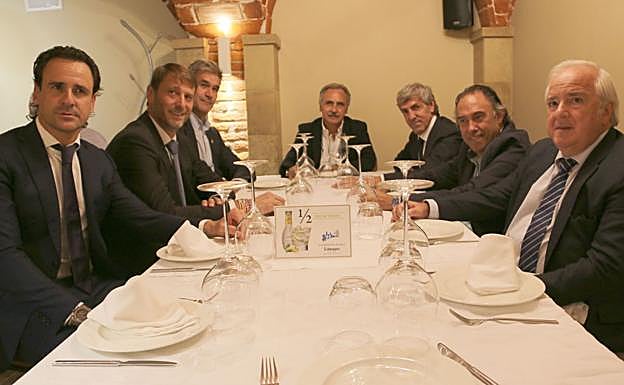 Comida de directivas.