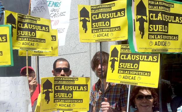 Imagen de una manifestación de afectados por cláusulas suelo.