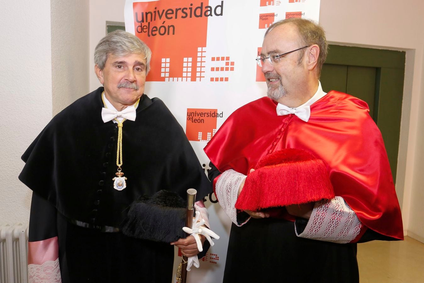 El consejero de Educación, Fernando Rey, asiste al acto de apertura del curso académico 2017-2018 de la Universidad de León.