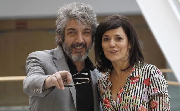Ricardo Darín y Andrea Pietra, durante la presentación de la obra 'Escenas de la vida conyugal'.