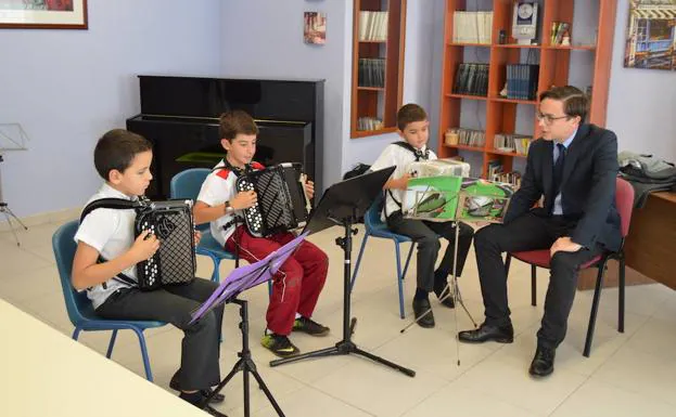 Borja Rodríguez Tablado durante una clase en el centro.