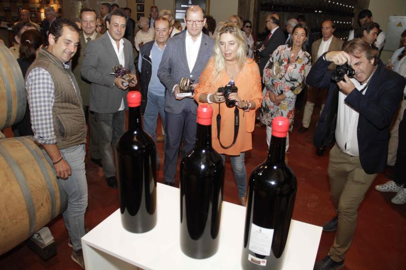 Fotos: El general Manuel Gorjón, embajador de los vinos de Dehesa de los Canónigos