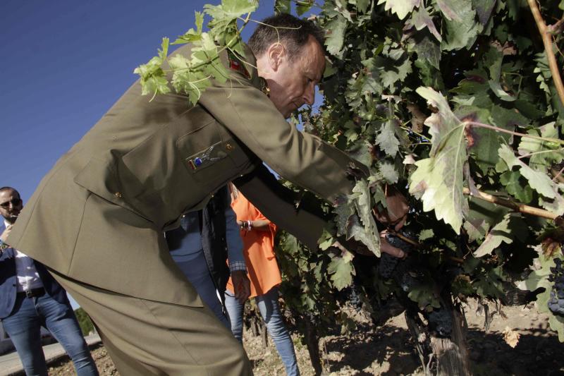 Fotos: El general Manuel Gorjón, embajador de los vinos de Dehesa de los Canónigos