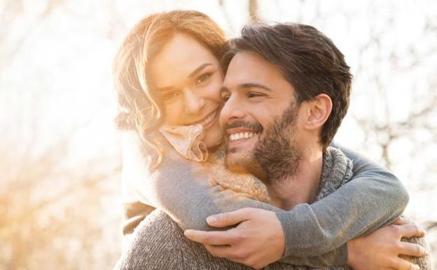 Una pareja feliz.