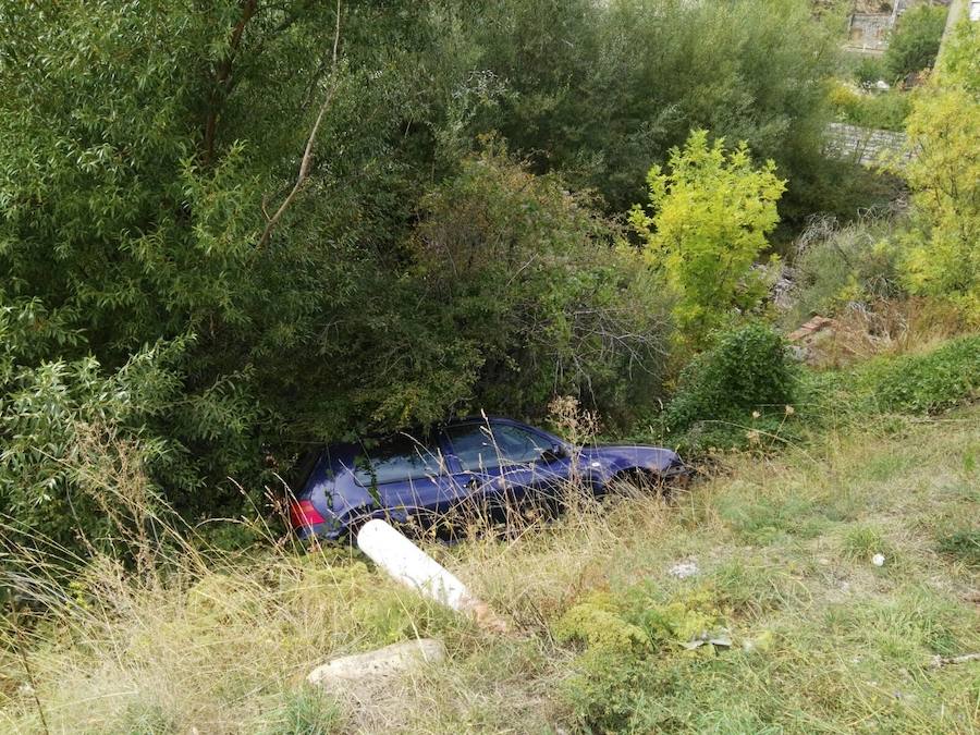 Coche al agua en Ciñera