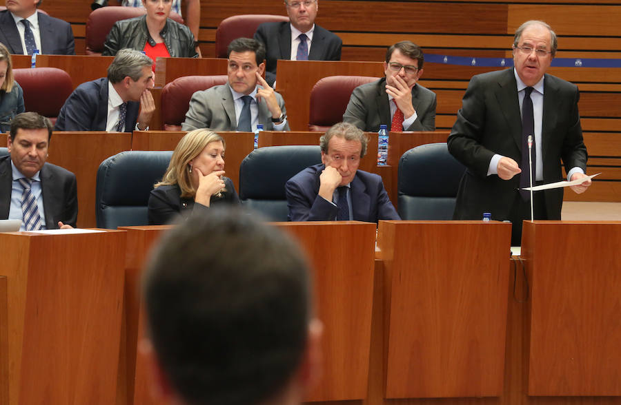 Pleno en las Cortes de Castilla y León