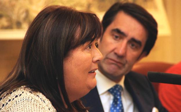 Ana Luisa Durán junto al consejero de Fomento, en una imagen de archivo. 