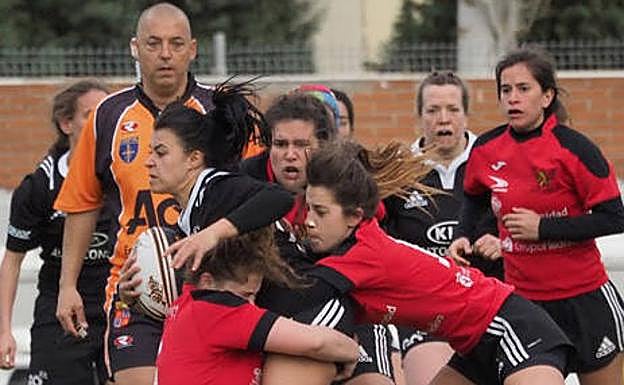 El Rugby femenino de la ULE estrena temporada con una clara victoria