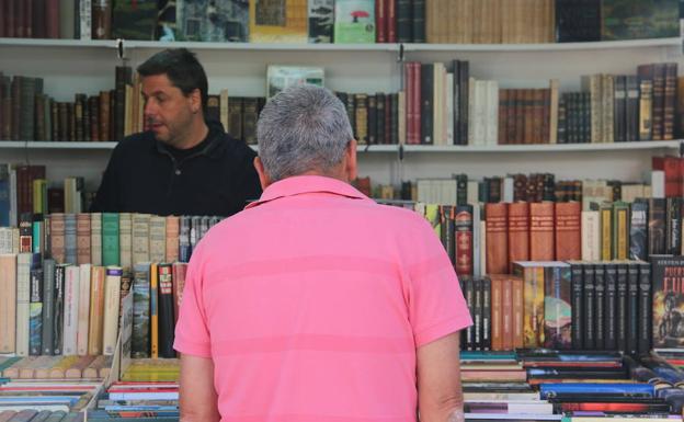 Abre sus puertas la Feria del Libro Antiguo y de Ocasión. 