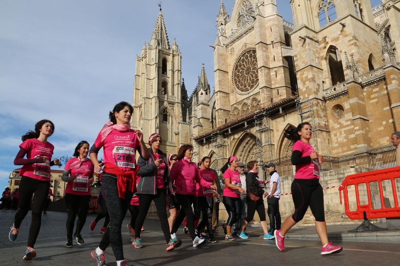 Las mejores imágenes de la V Carrera de la Mujer (II)