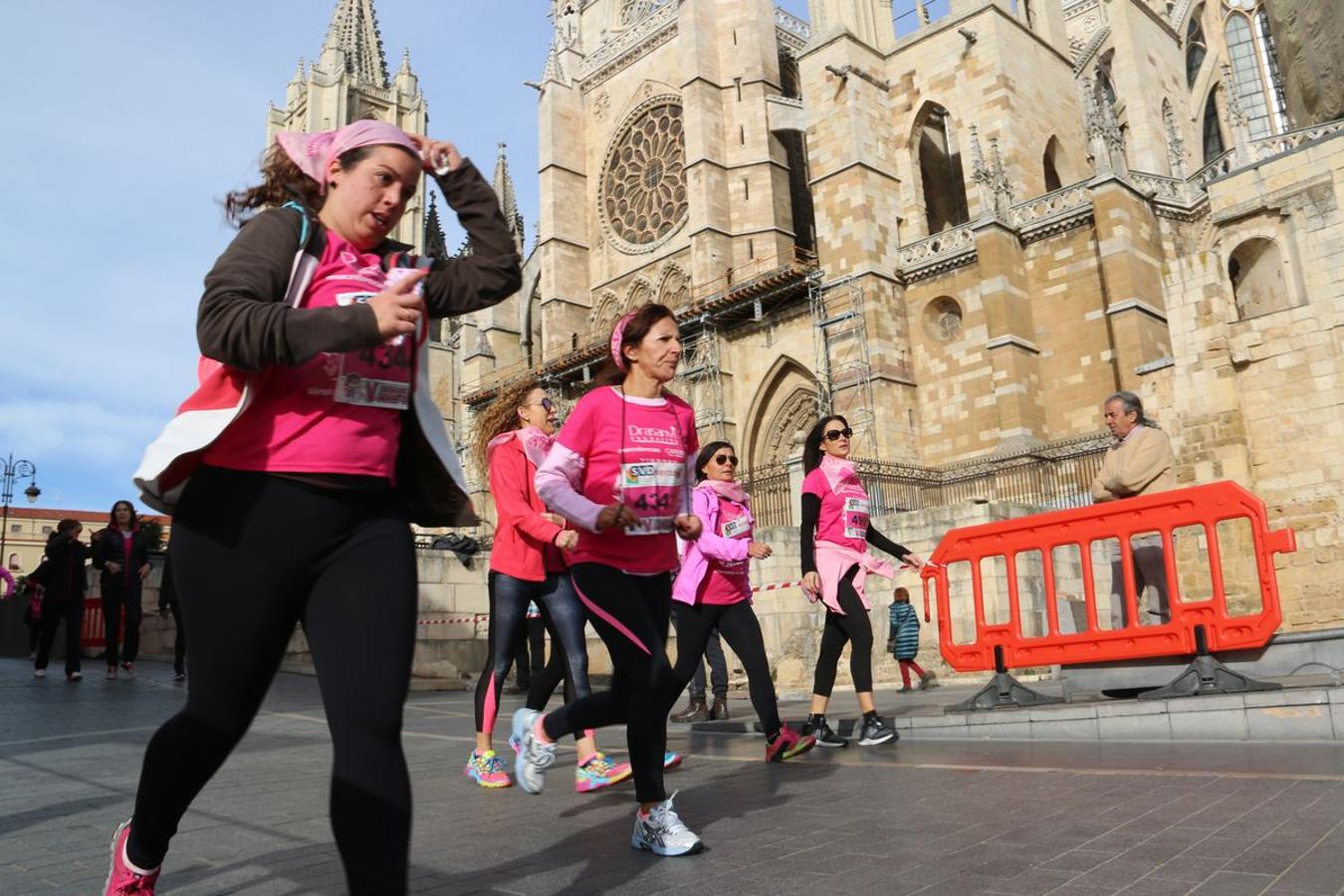 Las mejores imágenes de la V Carrera de la Mujer (II)