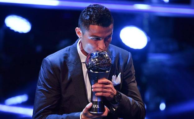 Cristiano Ronaldo, tras recibir el premio 'The Best'.