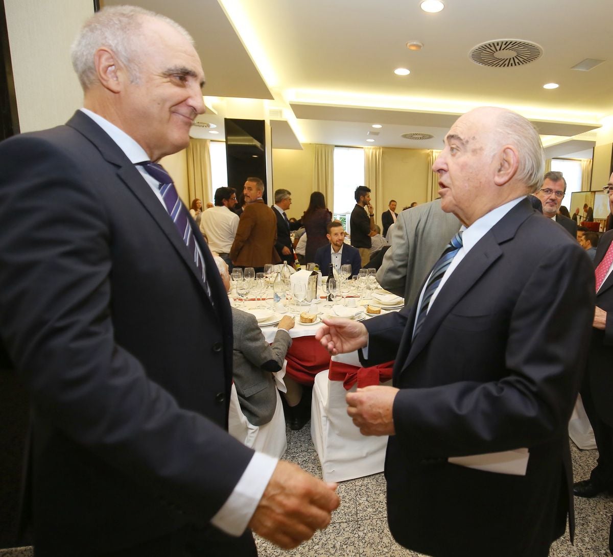 El empresario minero Manuel Lamelas Viloria, durante su homenaje parte de Fele-Bierzo en Ponferrada.