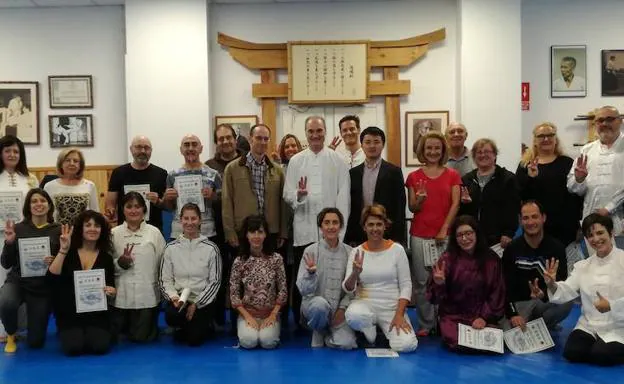 El I curso internacional de taichí en León resulta todo un éxito