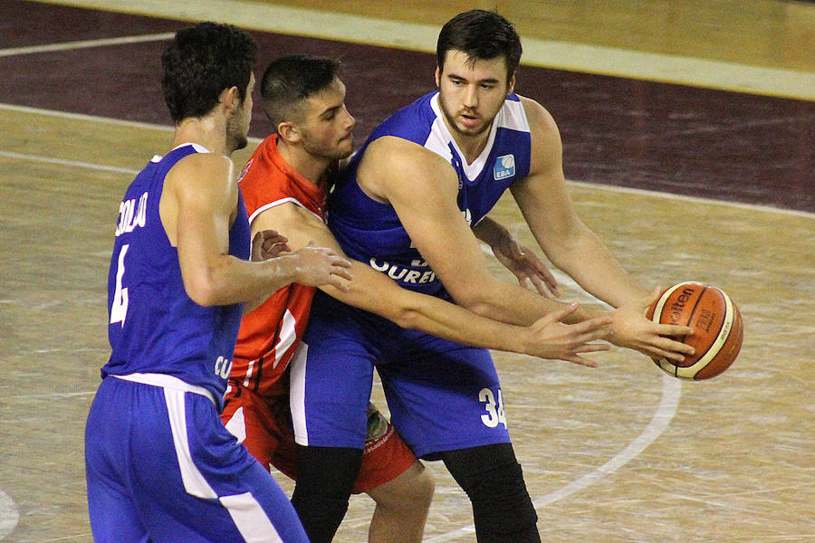Fundación CB León 51-47 Río Ourense Termal B