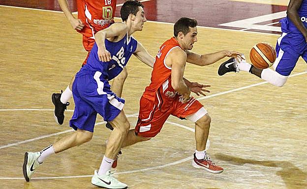 Un lance del partido.