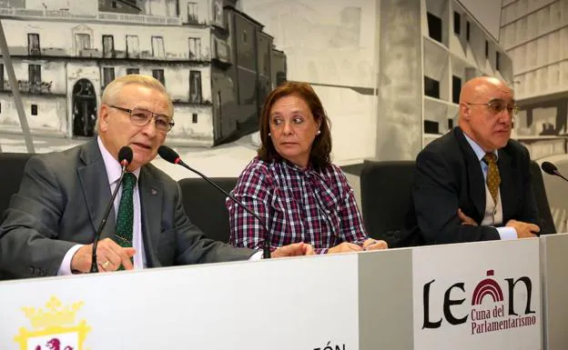 Presentación de la jornada en el Ayuntamiento de León.