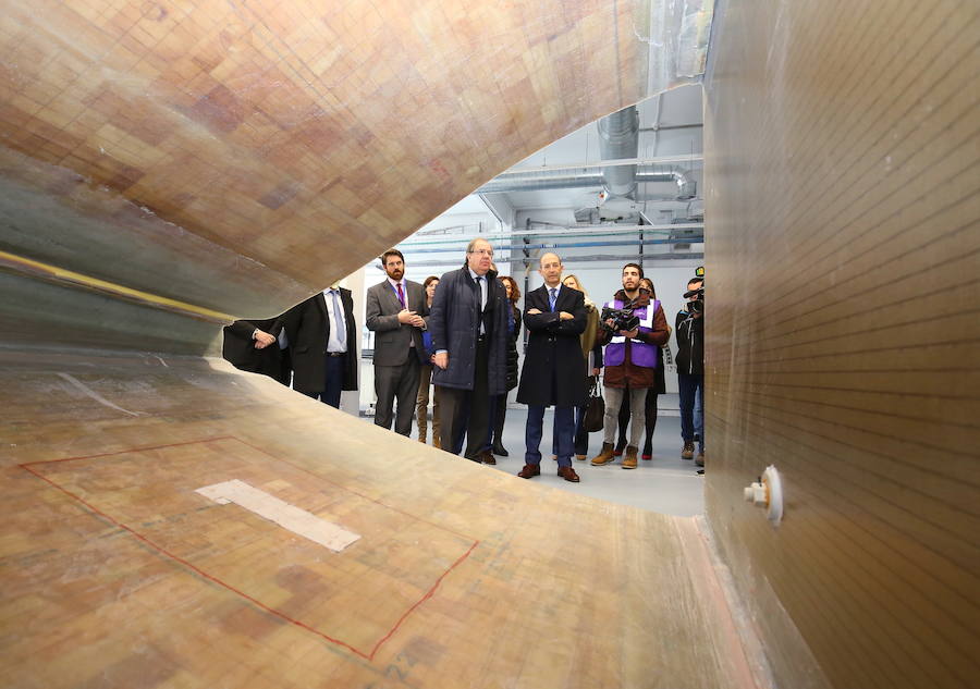 Herrera visita LM Wind Power