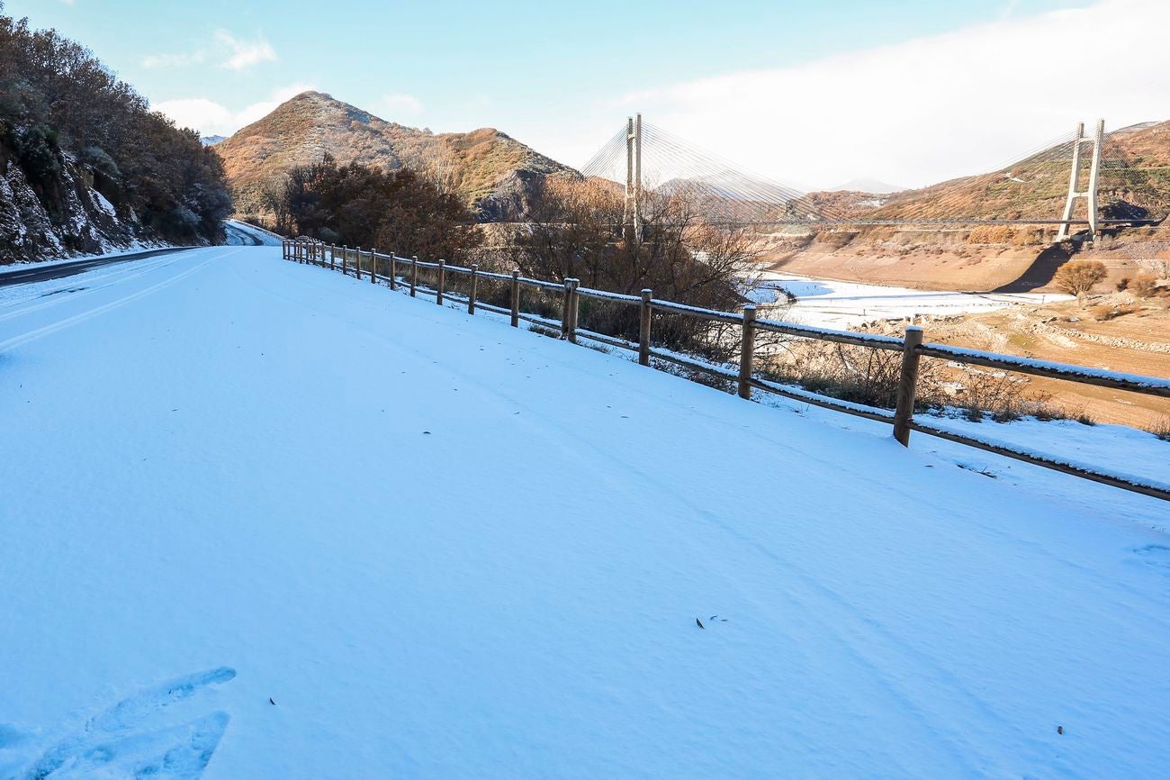 La provincia entra en alerta naranja por nevadas en las próximas 48 horas | La cota de nieve desciende hasta los 700 metros | La zona norte será la más afectada por la adversa climatología