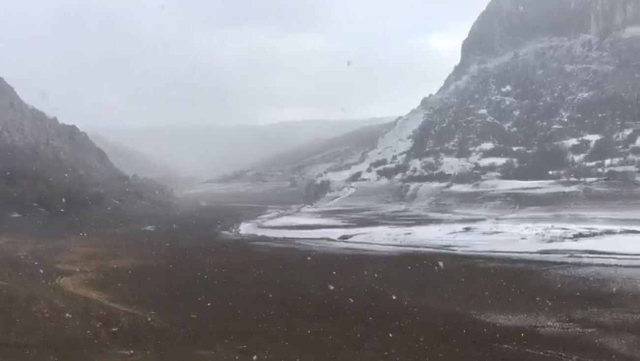 La provincia entra en alerta naranja por nevadas en las próximas 48 horas | La cota de nieve desciende hasta los 700 metros | La zona norte será la más afectada por la adversa climatología