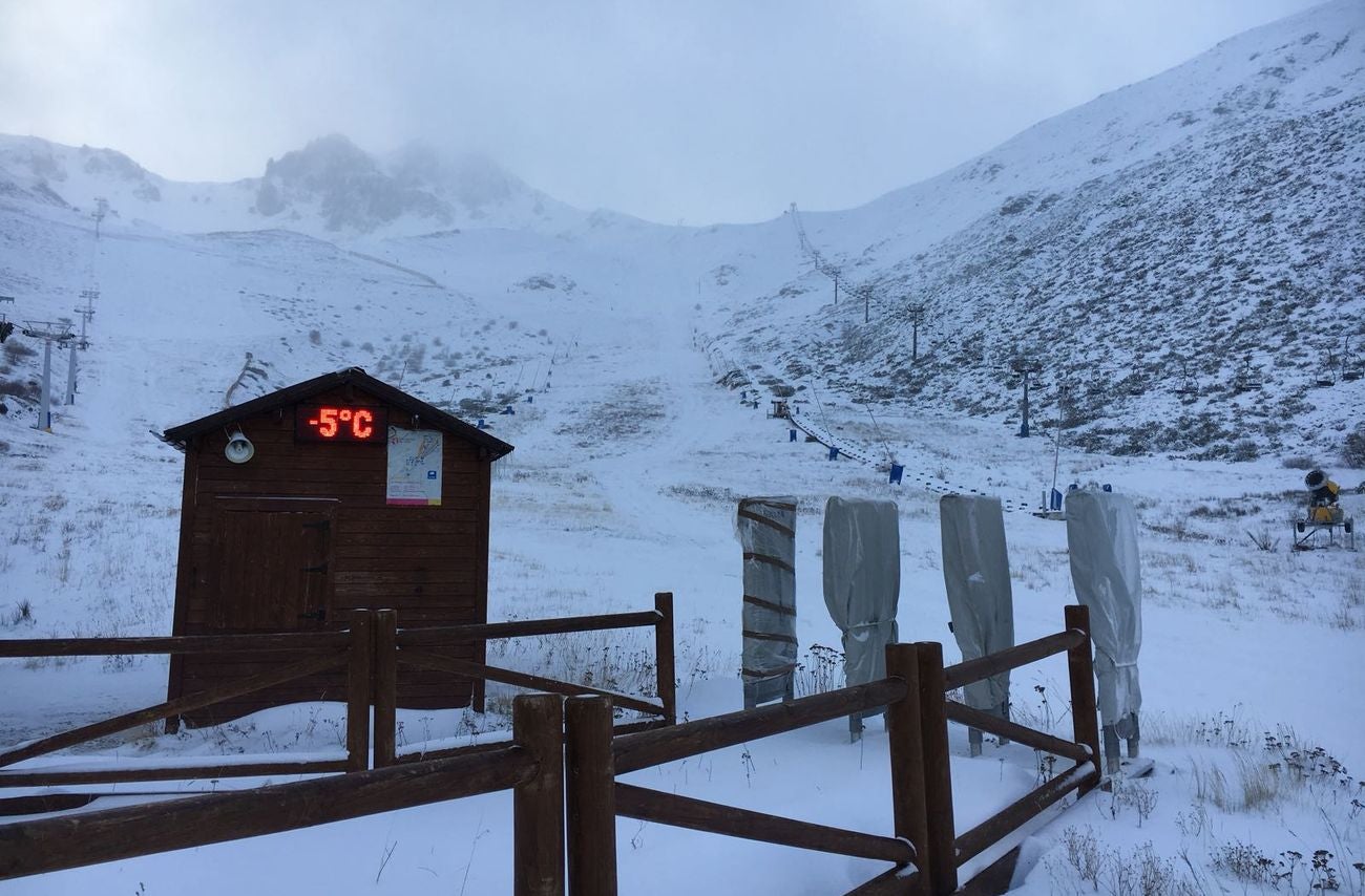 La provincia entra en alerta naranja por nevadas en las próximas 48 horas | La cota de nieve desciende hasta los 700 metros | La zona norte será la más afectada por la adversa climatología