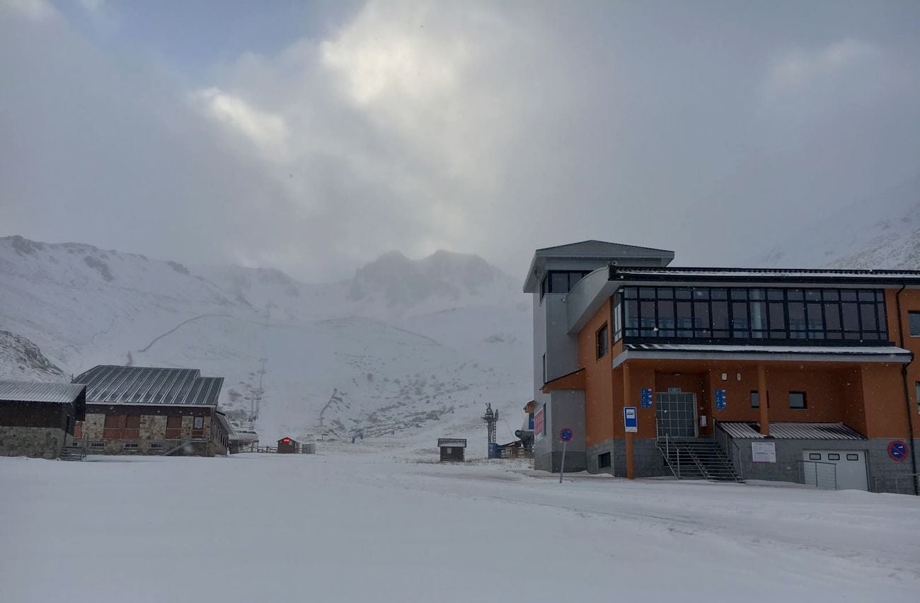 La provincia entra en alerta naranja por nevadas en las próximas 48 horas | La cota de nieve desciende hasta los 700 metros | La zona norte será la más afectada por la adversa climatología