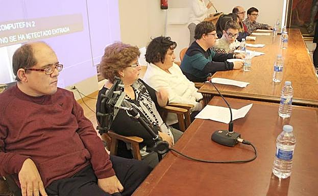 Representantes de cada una de las entidades.